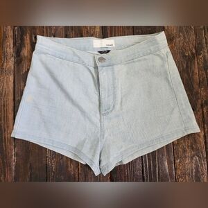 Garage Roller Short *Like New*